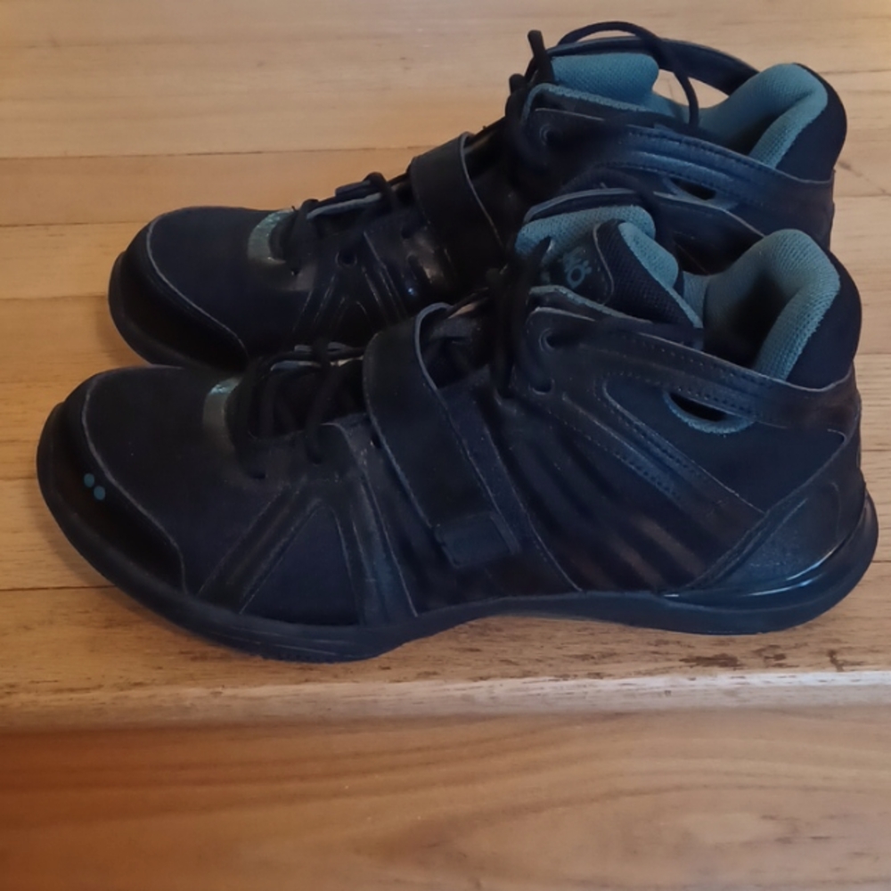 Ryka Black and Green Tenacity Sneakers